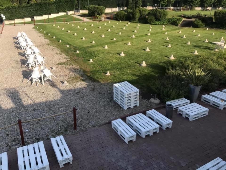Appartamento Casa Vacanze Spiaggia D'Oro Desenzano del Garda Exterior foto
