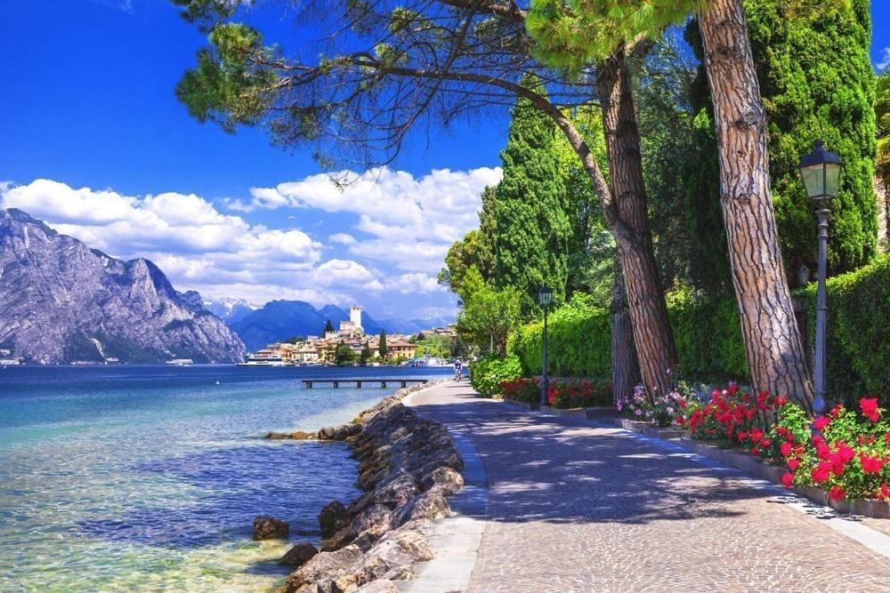 Appartamento Casa Vacanze Spiaggia D'Oro Desenzano del Garda Exterior foto