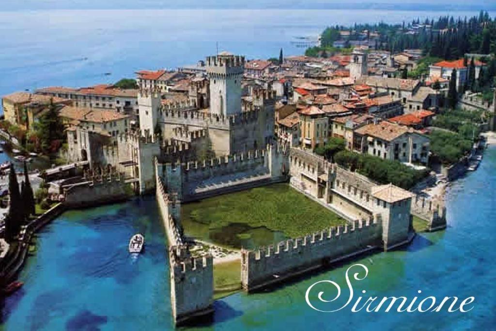 Appartamento Casa Vacanze Spiaggia D'Oro Desenzano del Garda Exterior foto