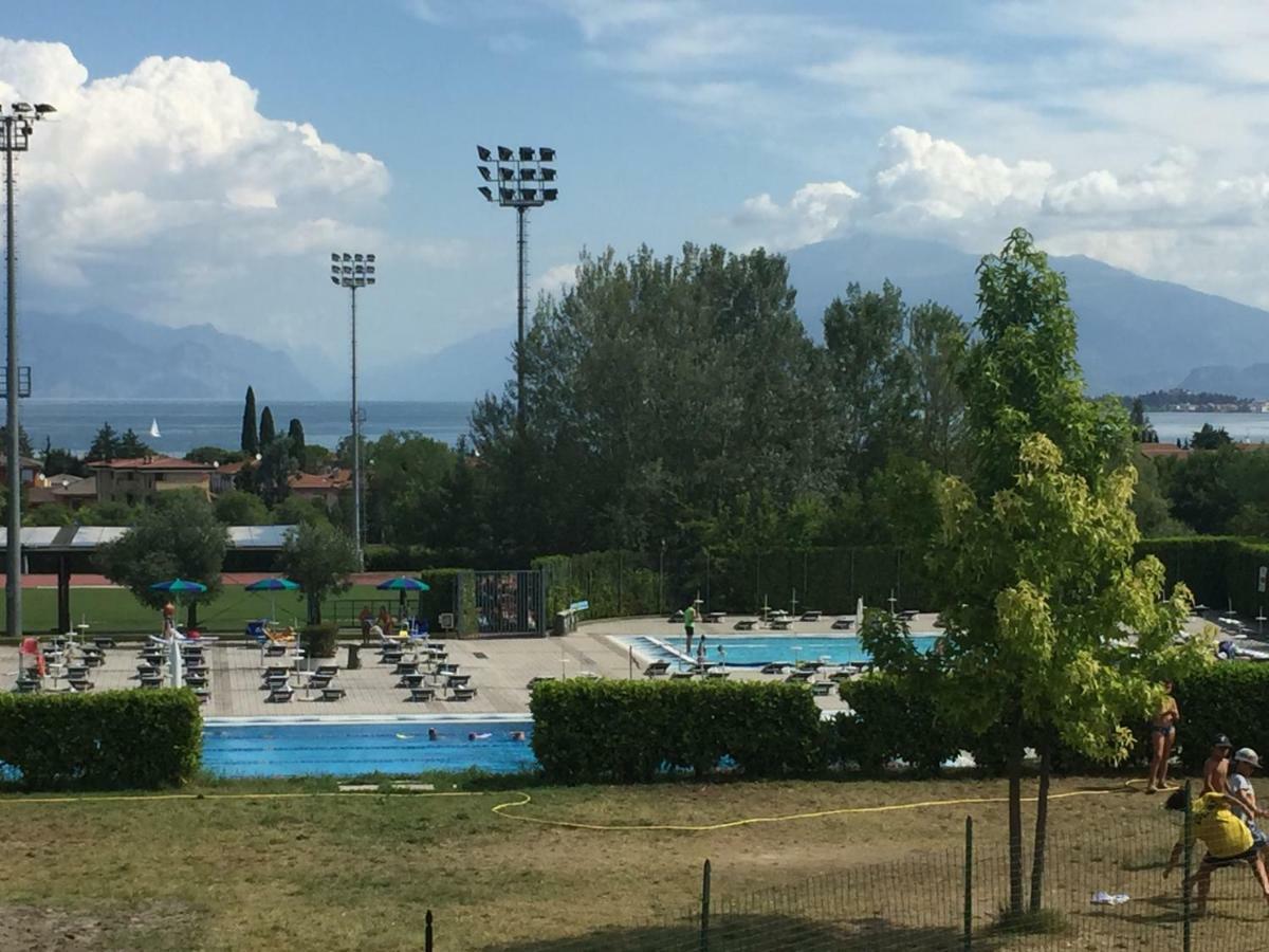 Appartamento Casa Vacanze Spiaggia D'Oro Desenzano del Garda Exterior foto